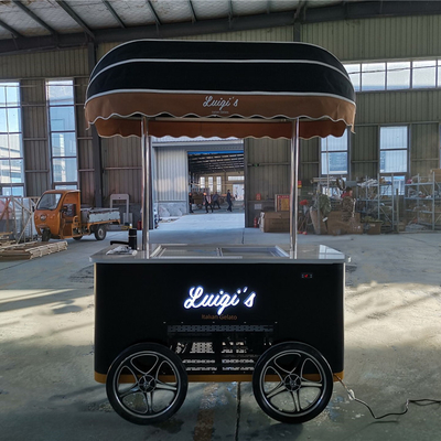 Kleines Eiswagen mit Gefrierschrank Eiswagen Mobilwagen Eiswagen Lebensmittelwagen