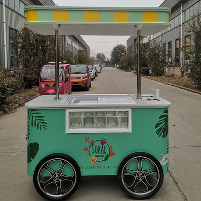 2023 Neuer Typ italienischer Eiswagen Dreirad mit Eismaschine Dreirad