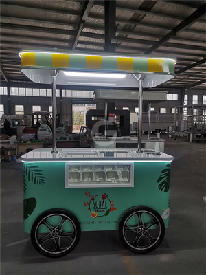 2023 Neuer Typ italienischer Eiswagen Dreirad mit Eismaschine Dreirad