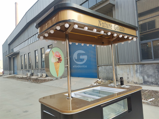 2024 neuer Typ Mobiler italienischer Eis-Handschubwagen mit Kühlschrank Gelato-Standwagen
