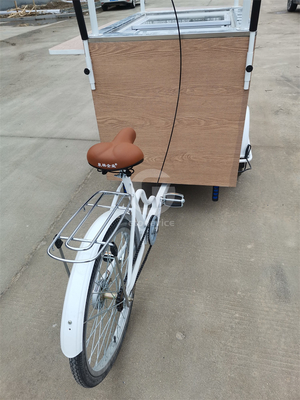 Handwerkswagen Innovation Pedalbetriebene Schubkarren für eine umweltfreundlichere Lebensmittelindustrie