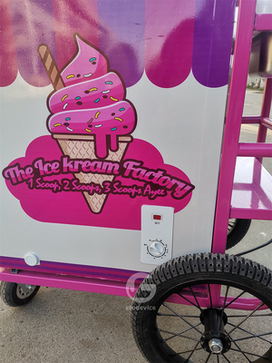 Individuelle Eiscreme Push-Wagen Eiscreme-Wagen mobiler Lebensmittelwagen mit Regenschirm