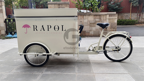 Stylische Eiscreme-Push-Wagen