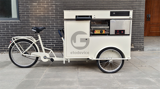 Stylische Eiscreme-Push-Wagen