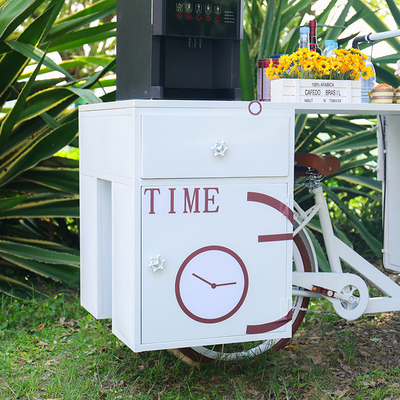 Revolutionieren Sie Ihre Lobby mit einem Eis-Kaffee-Push-Wagen